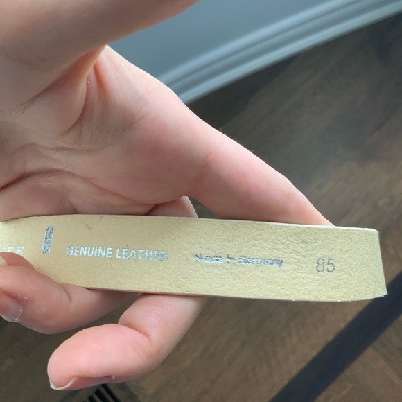 DOROTHEE SCHUMACHER FARFETCH Pebbled Cream Leather Brown Metal Disc Belt Size 85 - Picture 9 of 16